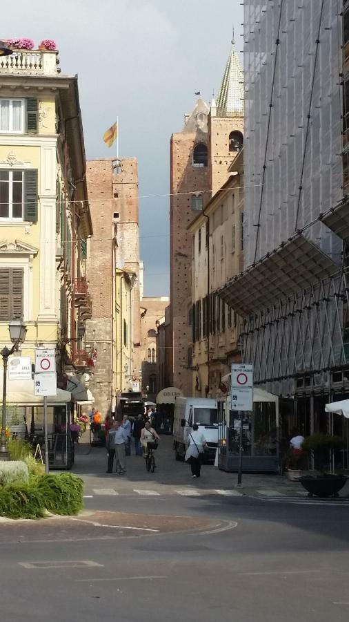 In Vacanza Da Marinella Albenga Exterior foto